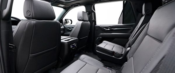 gmc yukon xl interior3.jpg
